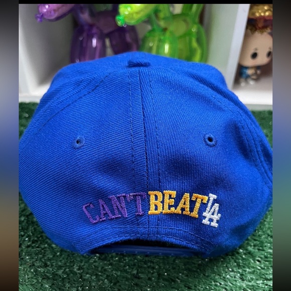 SnapBack hat - Picture 3 of 4